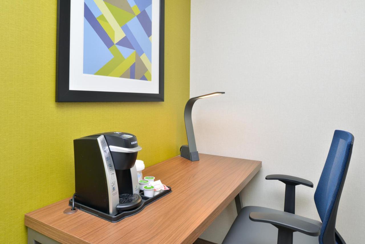 Holiday Inn Express - Santa Rosa North By Ihg Bagian luar foto